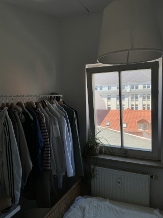 Anzeigenbild: Wg-Zimmer in 4er-Wg frei