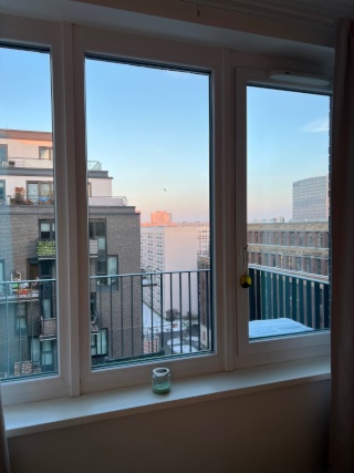 October 10th Flexible Sublease Sunny Apartment MITTE Alexanderplatz Furnished Anmeldung possible — photo 1