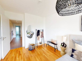 Urban Living at Gleisdreieck - Modern Apartment with Fitted Kitchen — photo 1