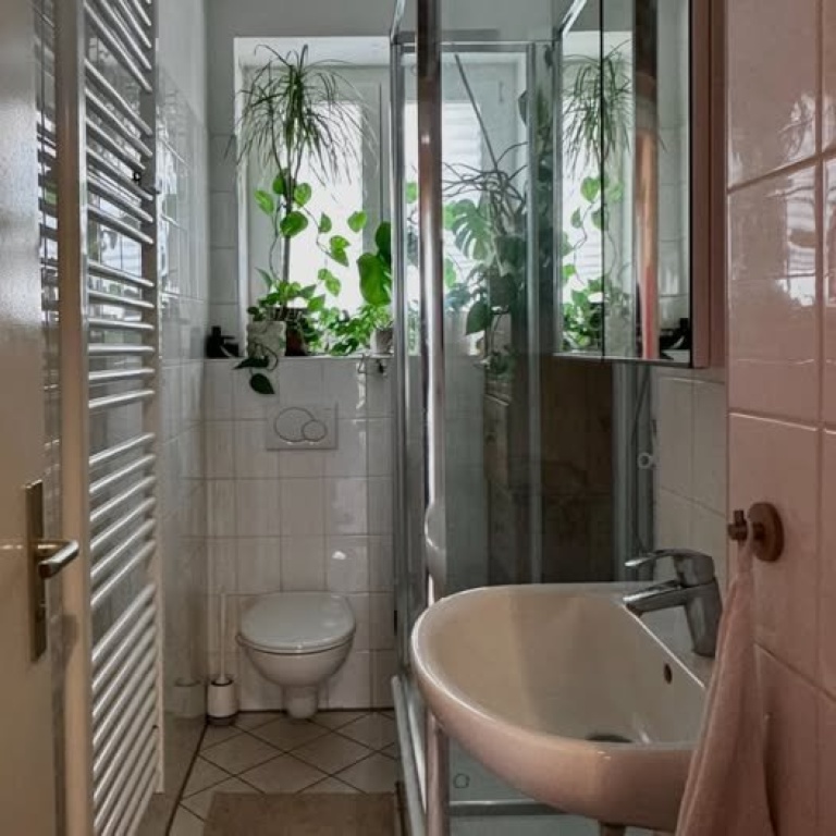 [SHORT-TERM] Furnished 2-Room Apartment — Prenzlauer Berg (Schonensche Straße)