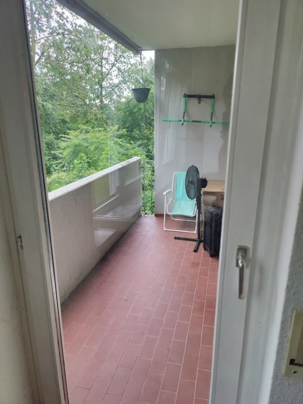 Habitación en WG Weingarten Hügelheimer Weg 5 - Balkon/Balcony