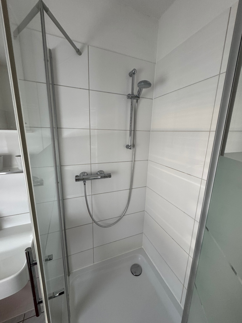 Möbliertes 1 Raum Studio mit Balkon in Dresden Plauen – Würzburger Straße 36, 1187 Dresden Plauen – Vorschaubild 5