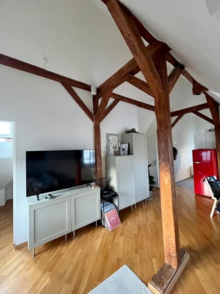 Anzeigenbild: Bright & Fully Furnished 2.5-Room Attic Apartment for Sublet