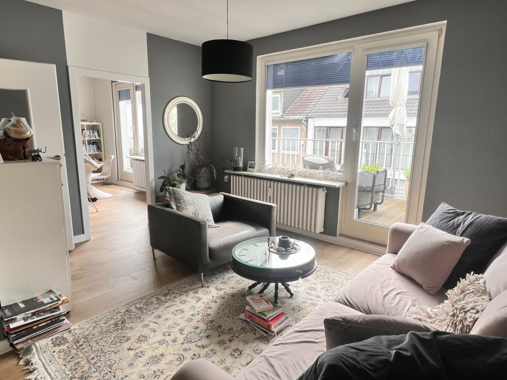 WG-Zimmer Stadtmitte Klosterstraße - Wohnzimmer