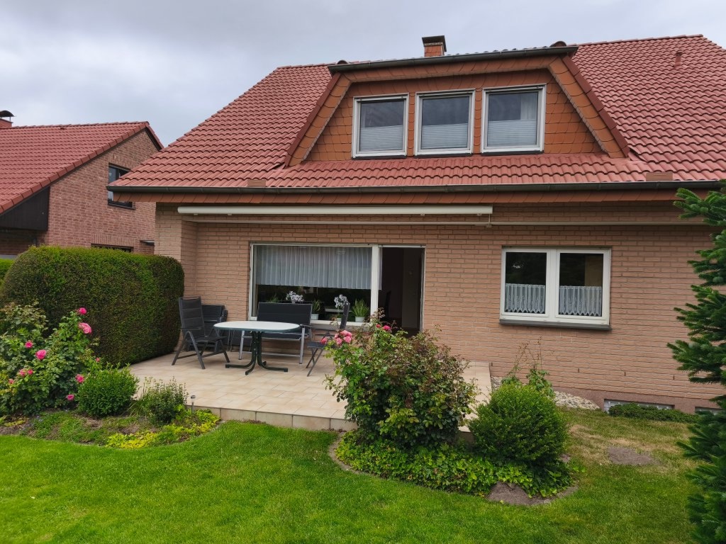 Ruhige 3+1 Zimmerwohnung sucht nette WG