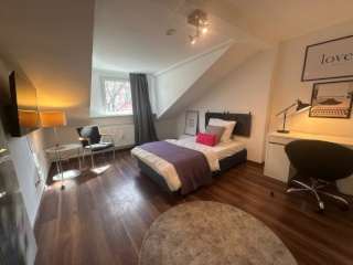 Fully furnished living | 63065-B46-DGZI3