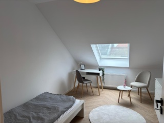 Schönes möbliertes Zuhause in herzlicher Mädels-WG - frei ab September