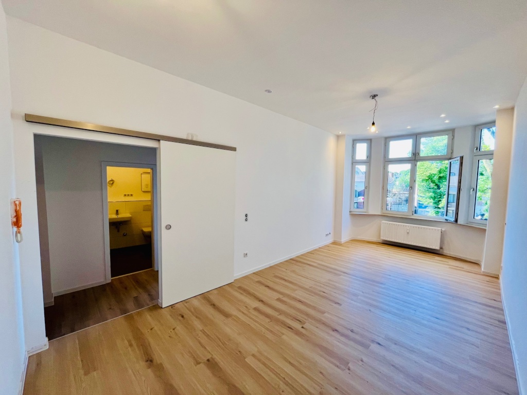 Top Saniert: Helle 1-Zimmer-Wohnung in Essen-Borbeck, barrierefrei