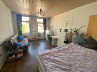 Ad image: ANFRAGE STOPP! Helles Zimmer in herzlicher Innenstadt WG