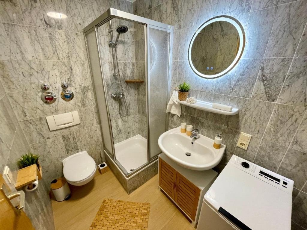 MD SFO | Suite First Option – möblierte 2 ZKB zentral – Balkon & Parkplatz wartet löffelfertig auf Sie! Ab 1.9 - befristet 6 bis 12 M - sofort einziehen! – Liebermannstraße 8, 39108 Magdeburg Stadtfeld Ost – Vorschaubild 17