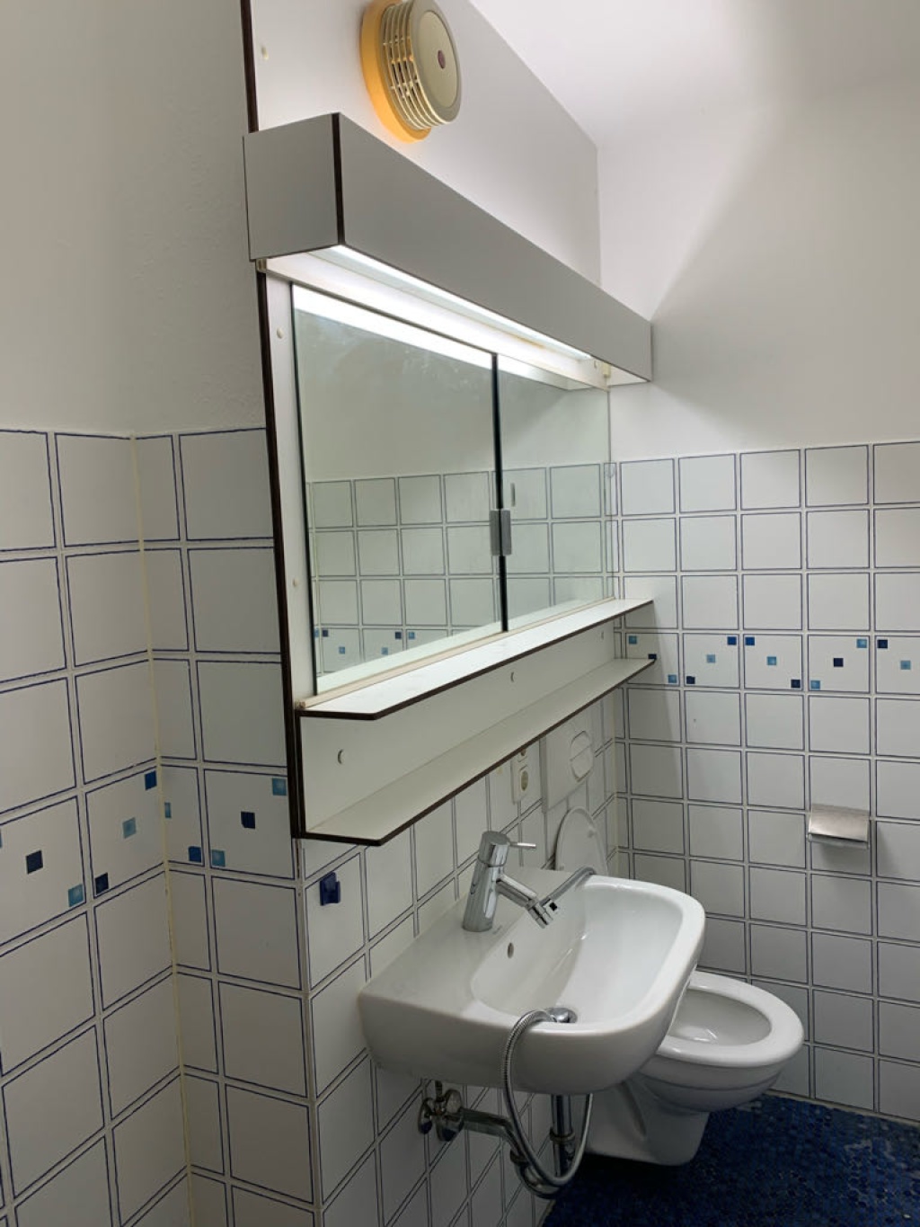 WG-Zimmer Thalkirchen-Obersendling-Forstenried-Fürstenried-Solln Bellinzonastraße 21 - Toilet
