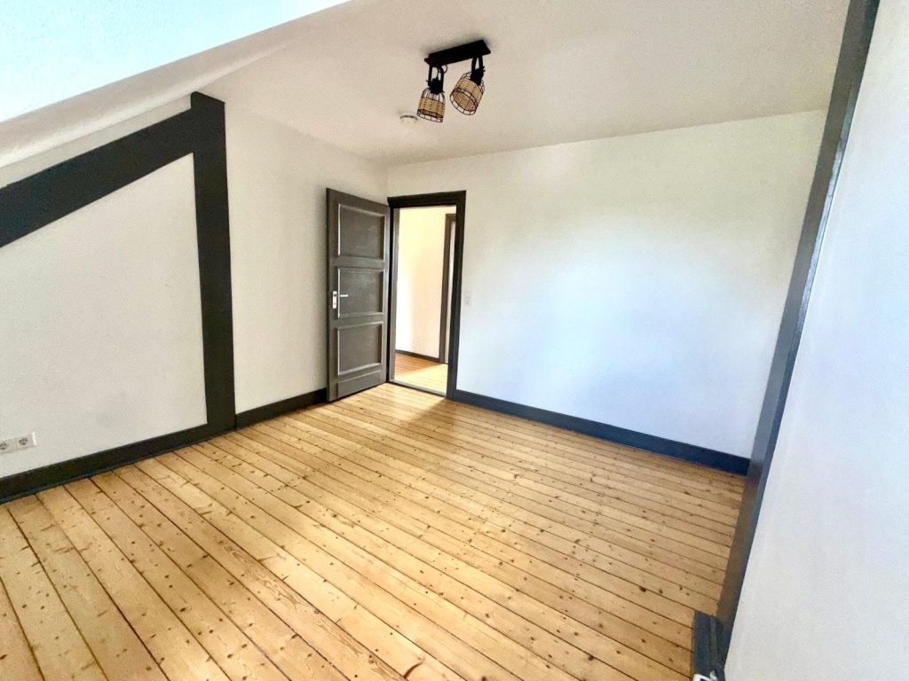 Ideal für 2er-WG | Modern sanierte DG-Wohnung in Aachen | voll möbliert | XXL-Bad – Triererstr. 398, 52078 Aachen Aachen – Vorschaubild 7