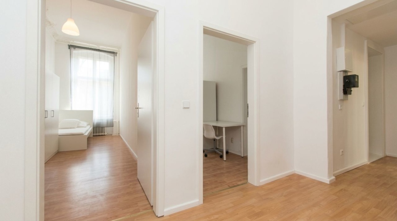 Liebevoll eingerichtetes Zimmer in Kreuzberg – Mehringdamm, 10961 Berlin Kreuzberg – Vorschaubild 9