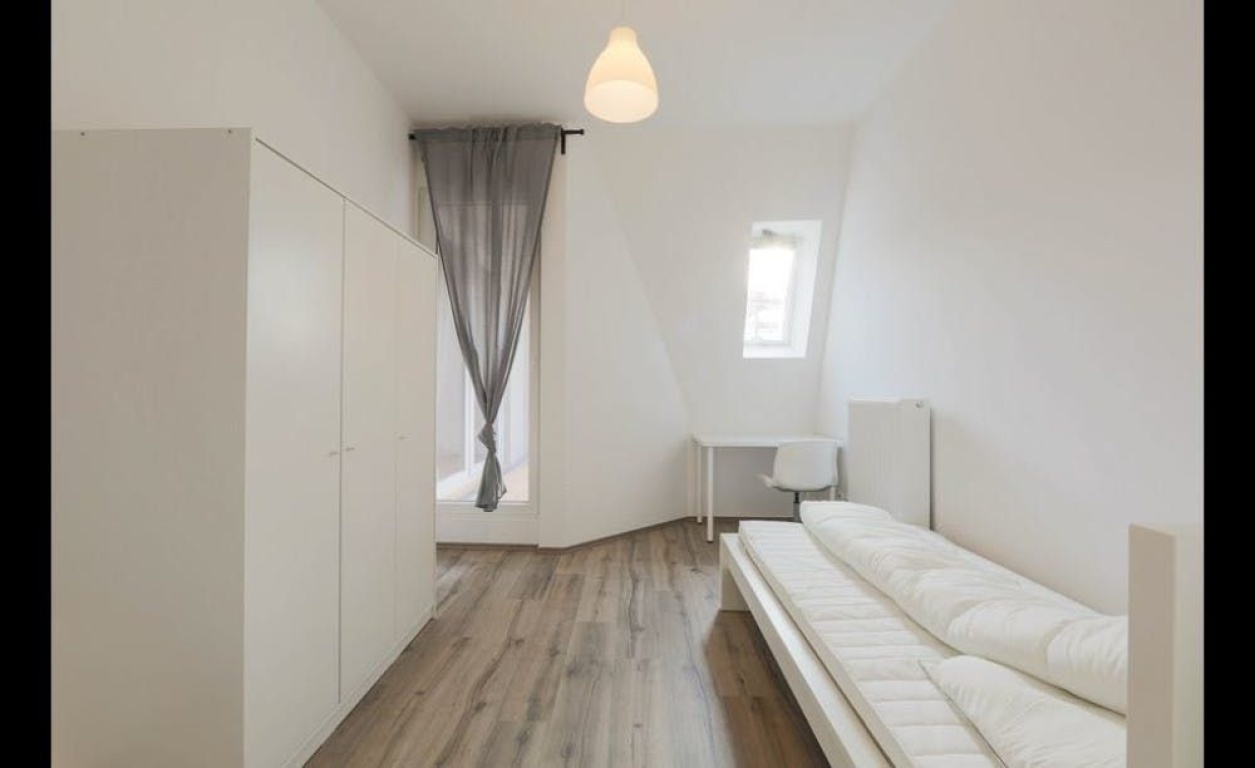 Helles Zimmer in Kreuzberg – Kottbusser Damm, 10967 Berlin Kreuzberg – Vorschaubild 3