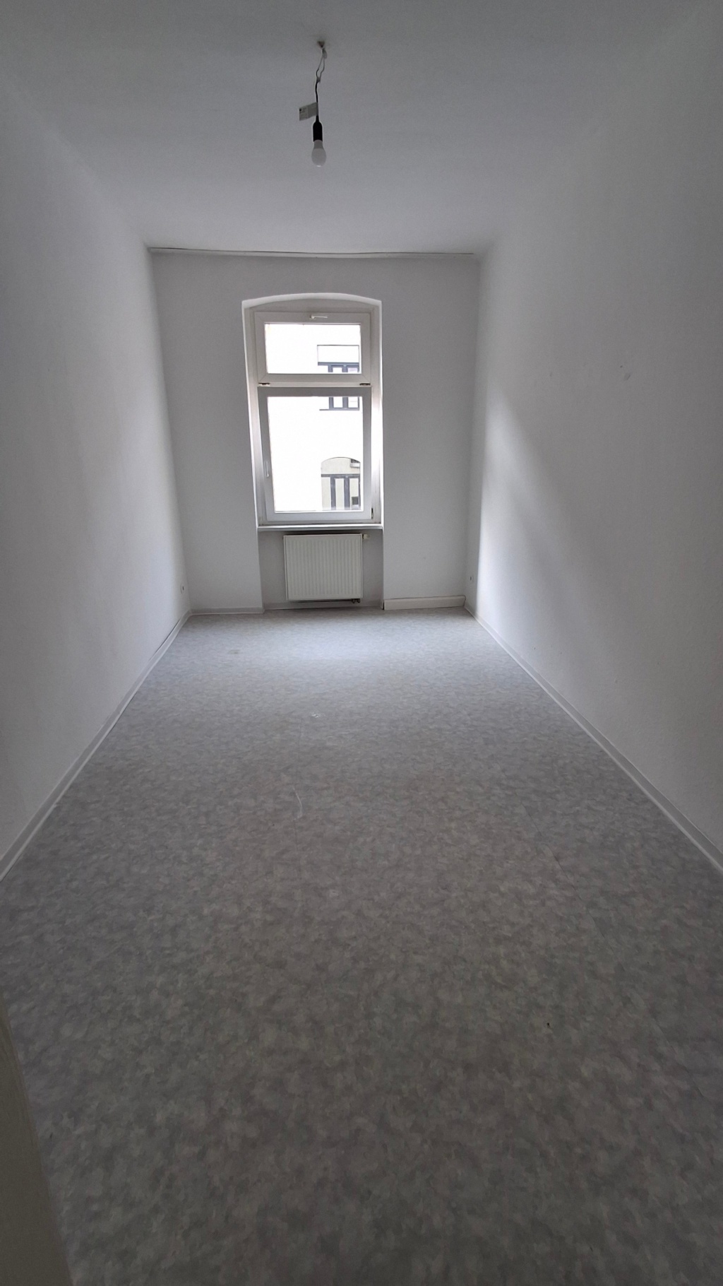 3 Raum Wohnung mit Balkon im 1. OG – Krondorfer Strasse 3, 6112 Halle (Saale) – Vorschaubild 3