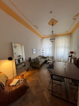 Charmante Altbauwohnung Prenzlauer Berg | 65m2 | 2 Zi. | möbliert | befristet — photo 1