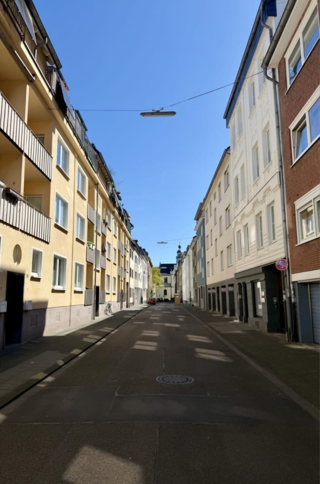 Balkon + Garten: Möblierte und frisch renovierte 1 Zimmer-Wohnung in der Innenstadt – Steinstr, 50676 Köln Altstadt-Süd – Vorschaubild 10
