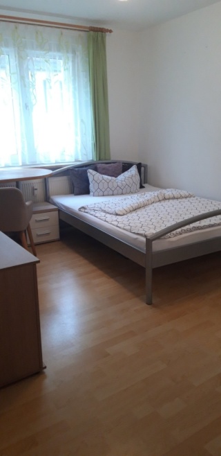 Anzeigenbild: Möbliertes Zimmer in Mädels-WG