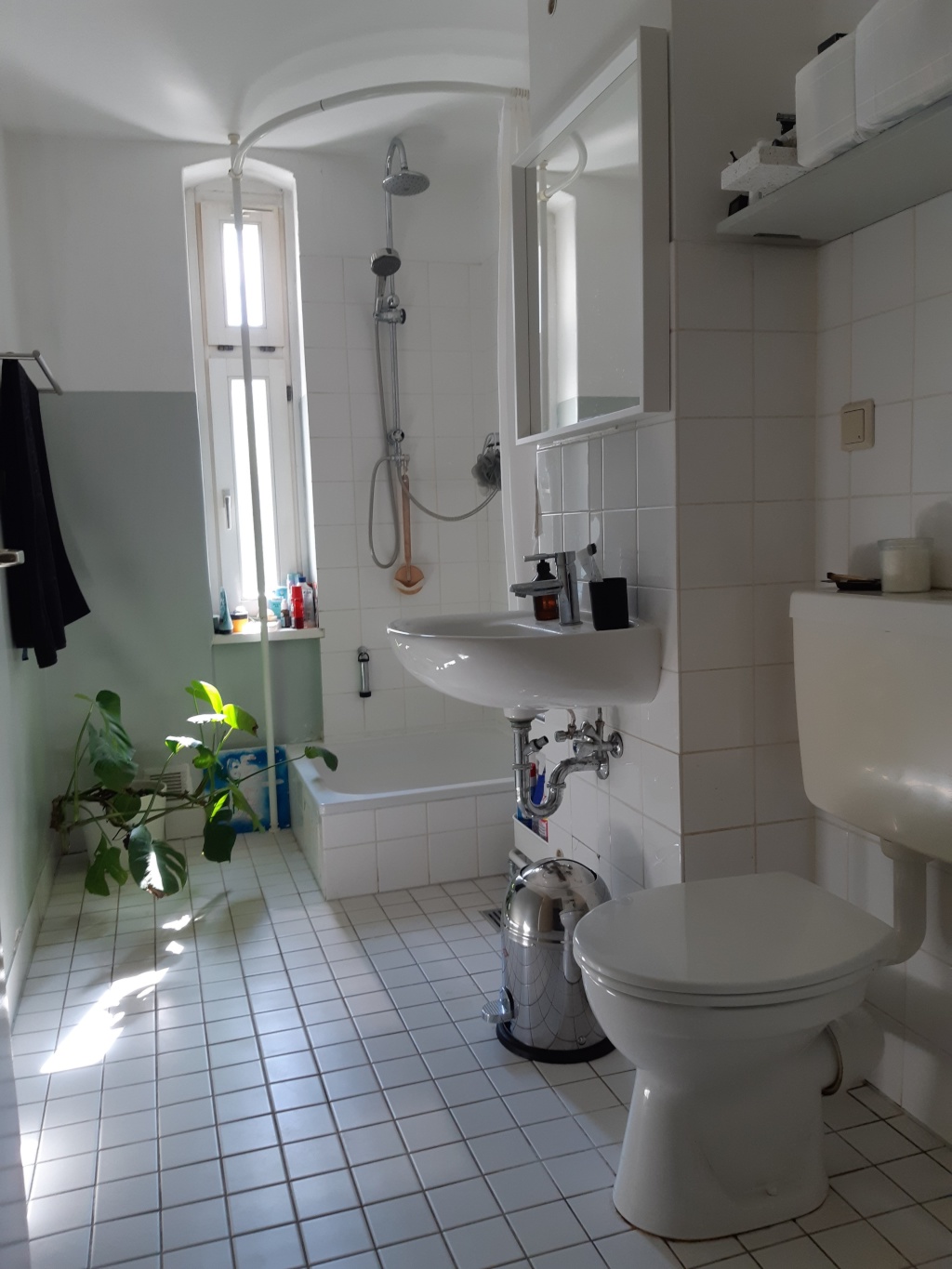 Studio Apartment Rykestraße 01.09.-31.10 – Rykestraße, 10405 Berlin Prenzlauer Berg – Vorschaubild 2