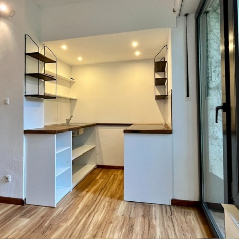 2 Zimmer, 49m2, Altbau, Erdgeschoss mit eigenem Zugang zum Garten – Immendal, 47053 Duisburg Hochfeld – Vorschaubild 4