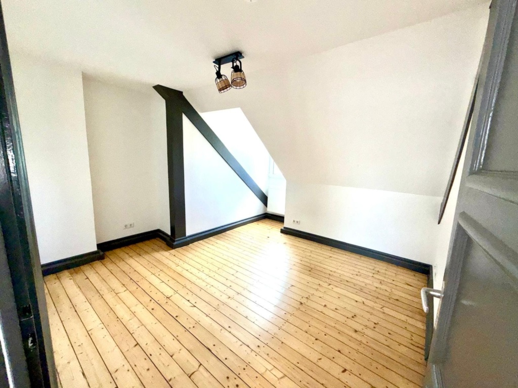Ideal für 2er-WG | Modern sanierte DG-Wohnung in Aachen | voll möbliert | XXL-Bad – Triererstr. 398, 52078 Aachen Aachen – Vorschaubild 8