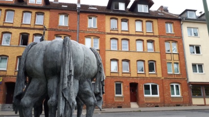 Anzeigenbild: 🏡 Möblierte 3-Zimmer-Wohnung in Kassel – ideal für 3er-/4er-WG | 65 m2 | All-inclusive