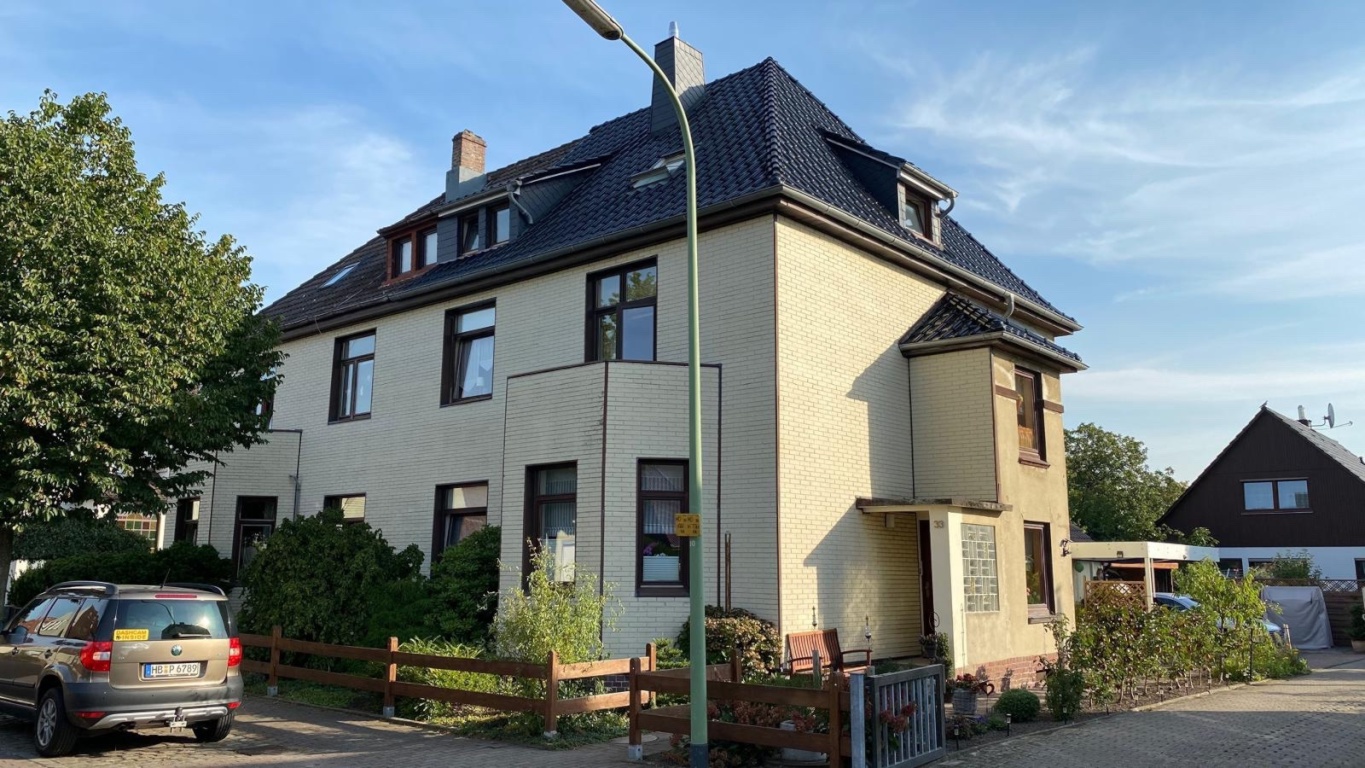 Möblierte Dachgeschosswohnung in Bremerhaven - Wulsdorf