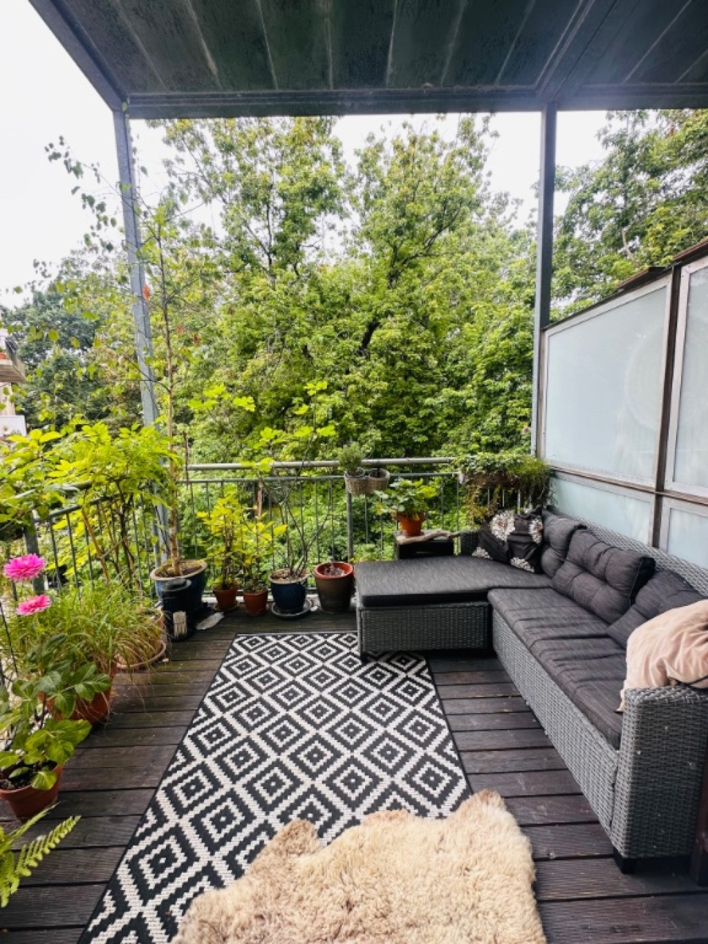 Untervermietung in Hamburg-Eimsbüttel | 15.09. – 27.10. Ca. 100 m2 Altbauwohnung · 4,5 Zimmer · 2 Balkone · 2. Stock – Moorkamp, 20357 Hamburg Eimsbüttel – Vorschaubild 2