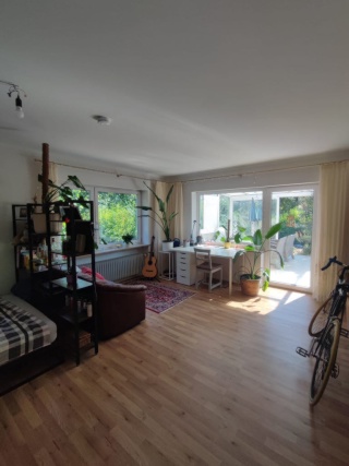 Anzeigenbild: Großes WG Zimmer mit Garten