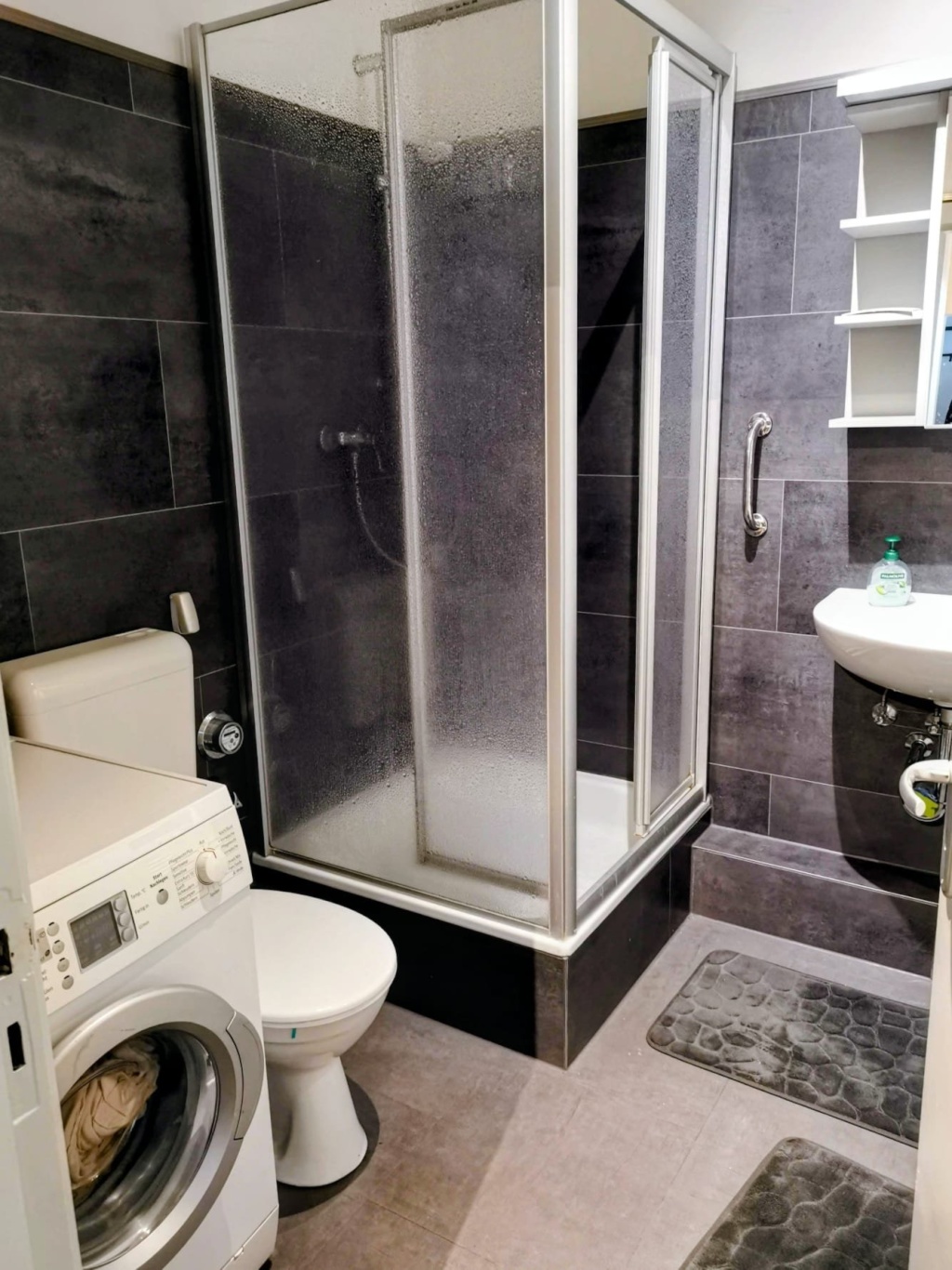 Möblierte 2 Zimmer Wohnung in Altona Altstadt – Thedestr 1, 22761 Hamburg Hamburg – Vorschaubild 5