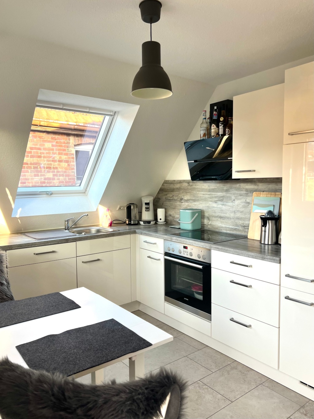 Zwischenmiete: EXKLUSIVE 2-ZI.-WOHNUNG IN STUTTGART-OST – Teckstrasse, 70188 Stuttgart Ostheim – Vorschaubild 12