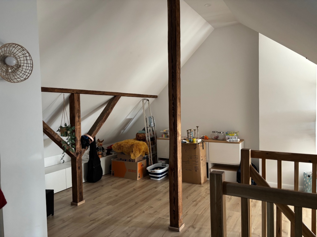 Wohnung Anderten Gollstr 68 - Dachgeschoss