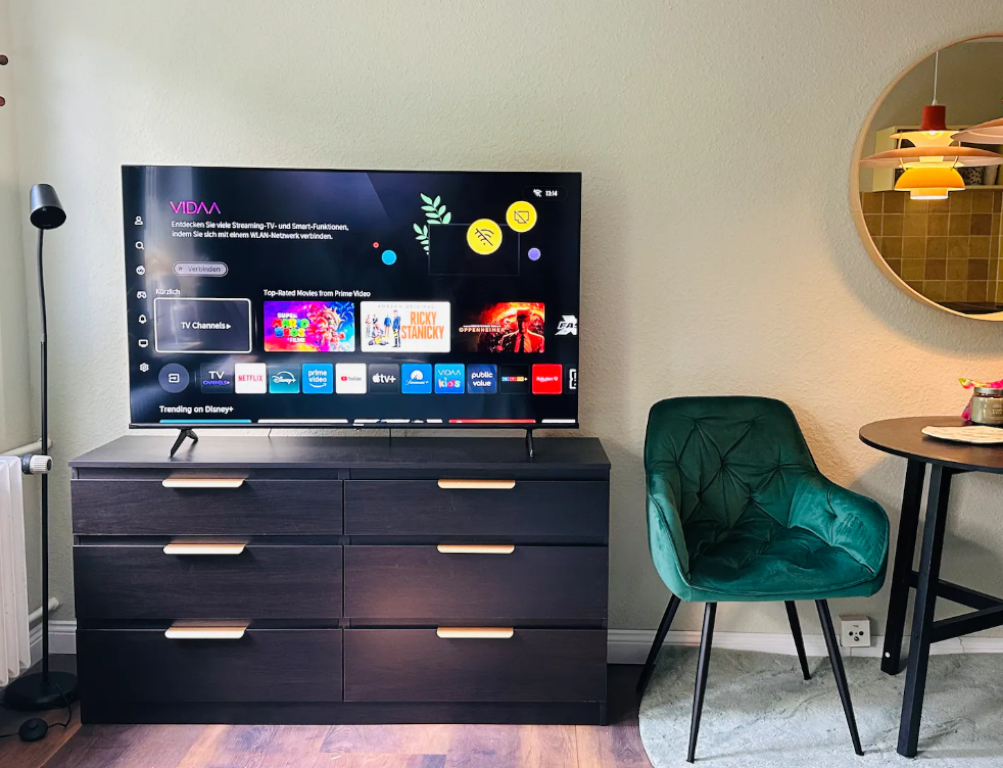 Komplett ausgestattetes Apartment Strom Internet Waschmaschine – Flensburgerstraße, 24106 Kiel Wik – Vorschaubild 2