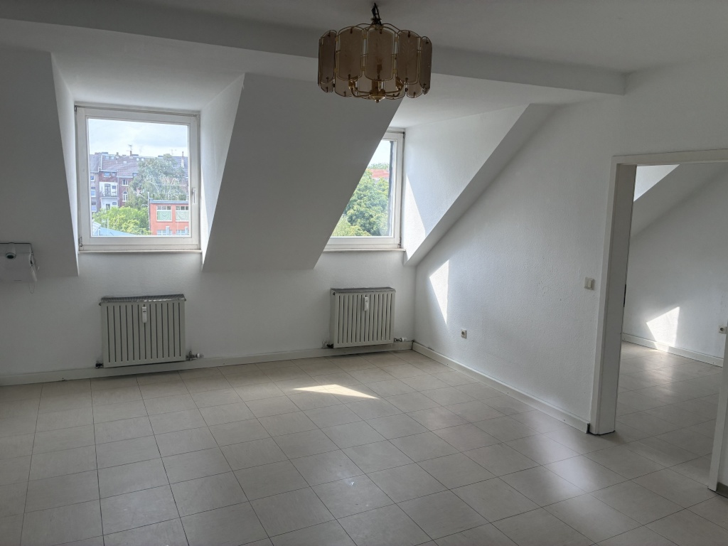 Helle Dachgeschosswohnung im denkmalgeschützten Altbau - Berliner Straße – Berliner Straße, 51063 Köln Mülheim – Vorschaubild 5