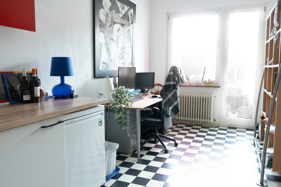 Apartamento Innenstadt-West Adlerstraße - Küche und Zugang zum Balkon