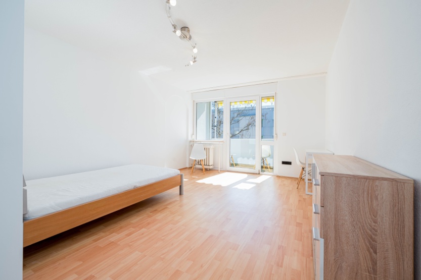 WG-Zimmer 1 in Bauernfeind, möbliert, Loggia, 21,49 qm, 1-2 Personen