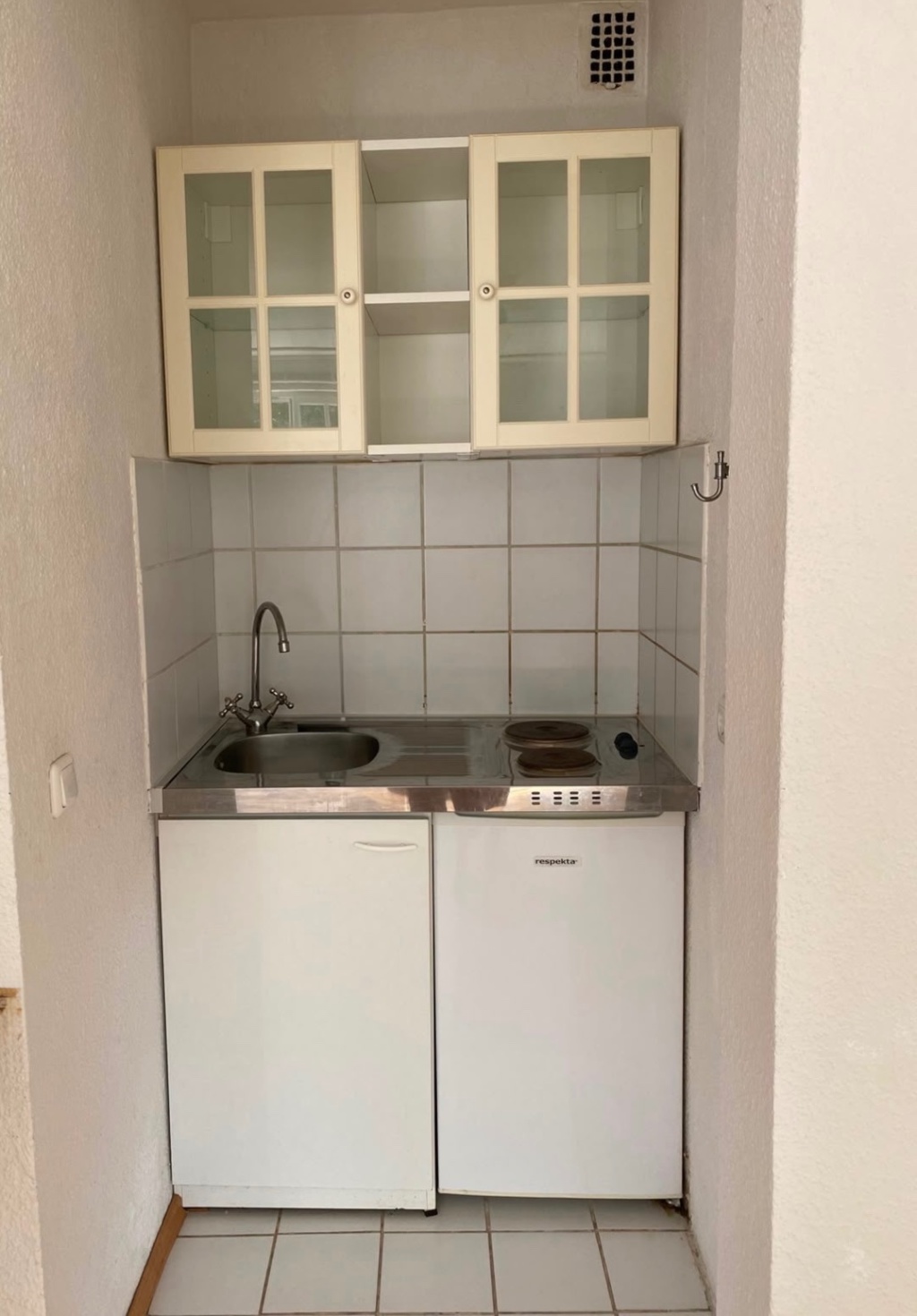 helle, ruhige 1 Zimmer Wohnung in Essen Holsterhausen - Nahe Klinikum , Landgericht und Gruga – Pettenkoferstr., 45147 Essen Holsterhausen – Vorschaubild 3