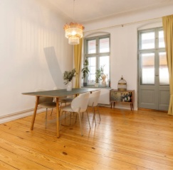 3 Room Altbau for Single/Couple — photo 1