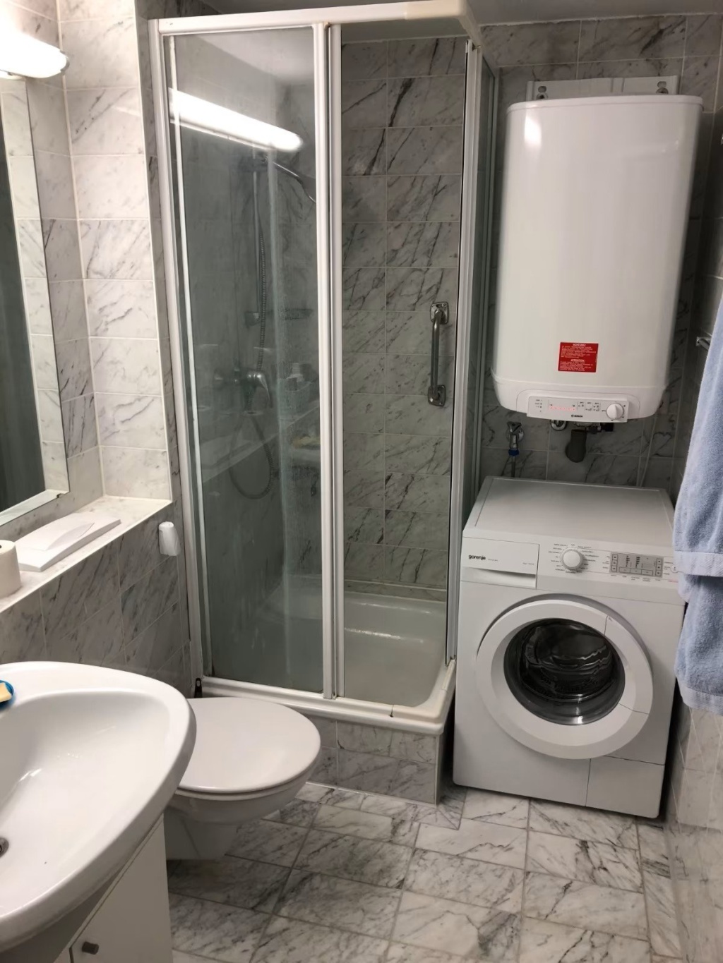 Möbliertes 2-Zimmer-Wohnung mit Balkon, ruhig und zentral. Ab Okt.2026 – Stuttgarter Straße 68, 70469 Stuttgart Feuerbach – Vorschaubild 4