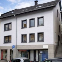 Imagen del anuncio: 3,5 ZKB-Wohnung - Erstbezug nach Sanierung - auch WG möglich