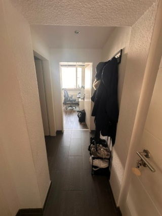 Anzeigenbild: Charmante 2-Zimmer-Dachgeschosswohnung im Herzen von Aachen (teilmöbiliert)