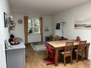Anzeigenbild: 3-Zimmer-Wohnung zur Zwischenmiete (30.09.-25.11.26) - vollmöbliert & kinderfreundlich