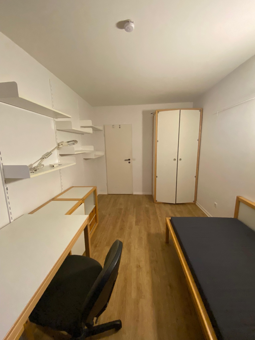 Einzelzimmer in einer Studentenwohnung – Untervermietung – Kiwittsmoor, 22417 Hamburg Langenhorn – Vorschaubild 2
