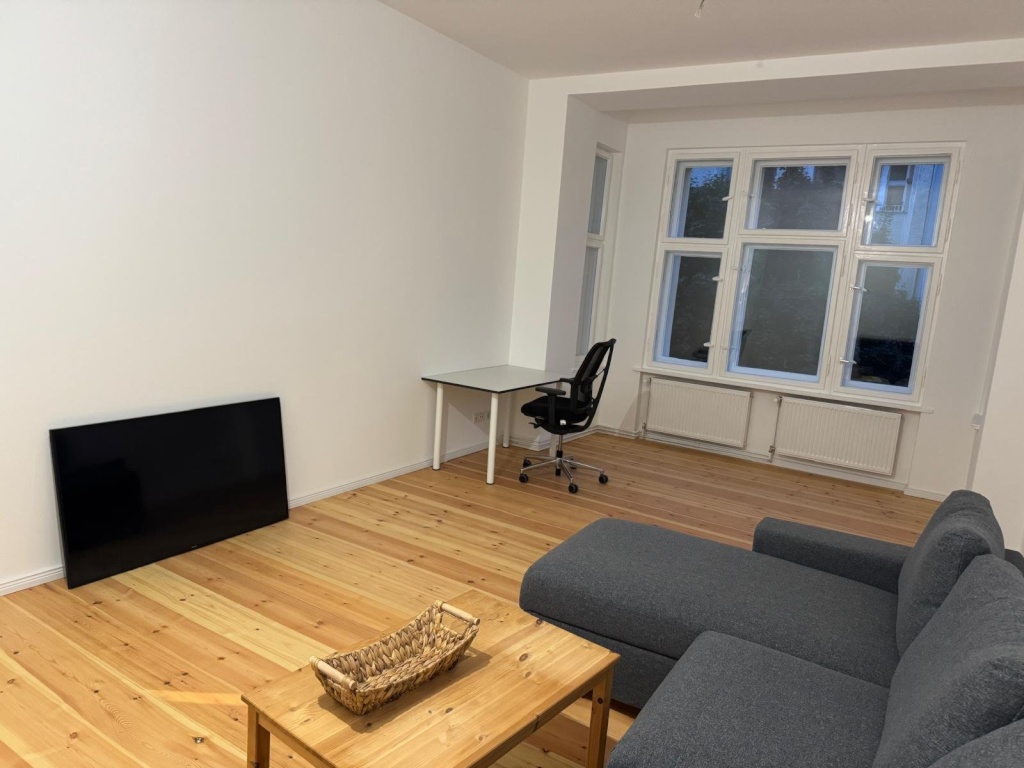 Newly renovated furnished 2-room apartment (approx. 70 m2) with balcony – Paul-Robeson-Straße, 10439 Berlin Prenzlauer Berg – Vorschaubild 8