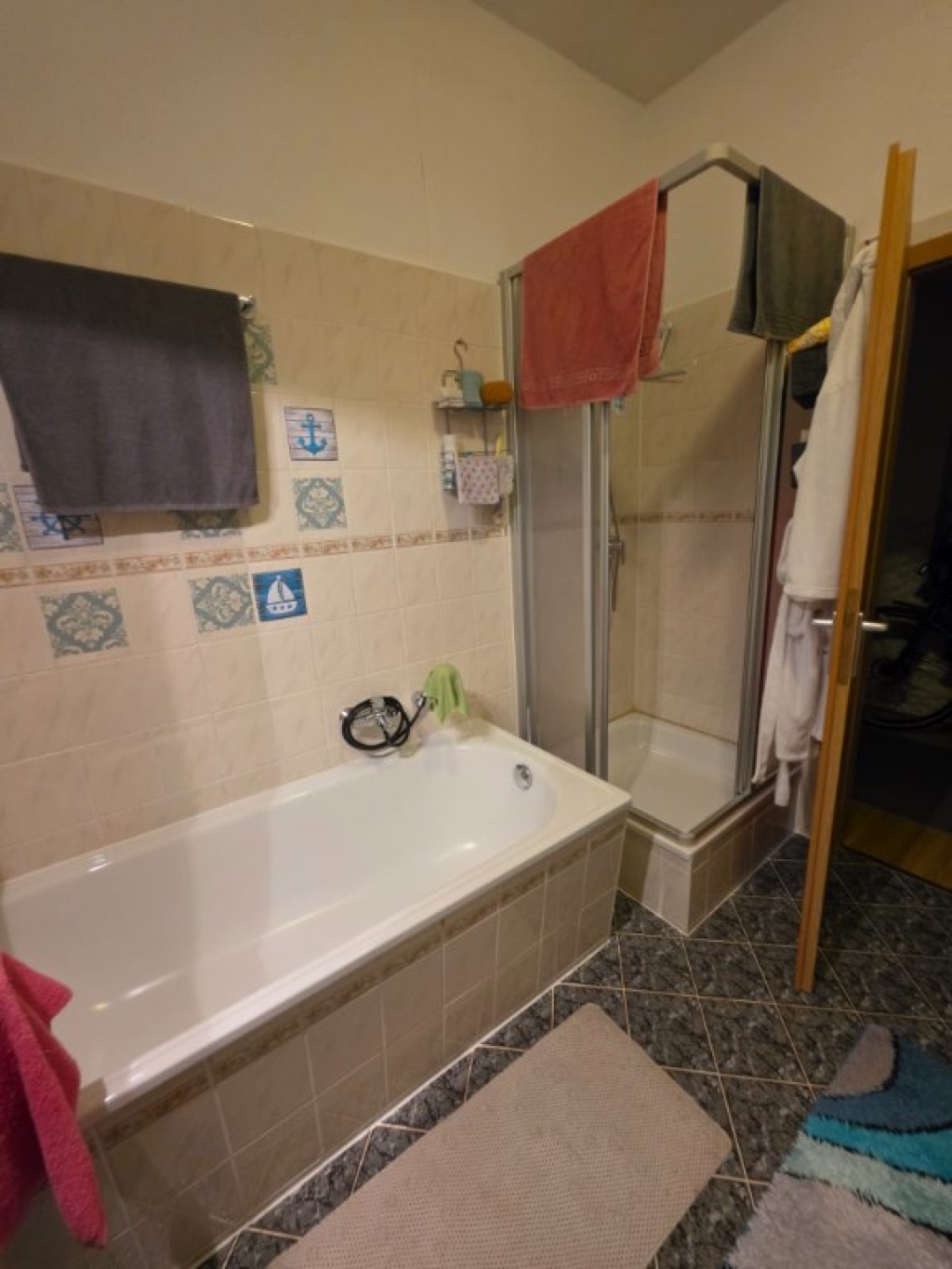 Nachmieter für schöne ruhige 3 Raum Wohnung – Helmstedter Str. 27, 39112 Magdeburg Magdeburg – Vorschaubild 6
