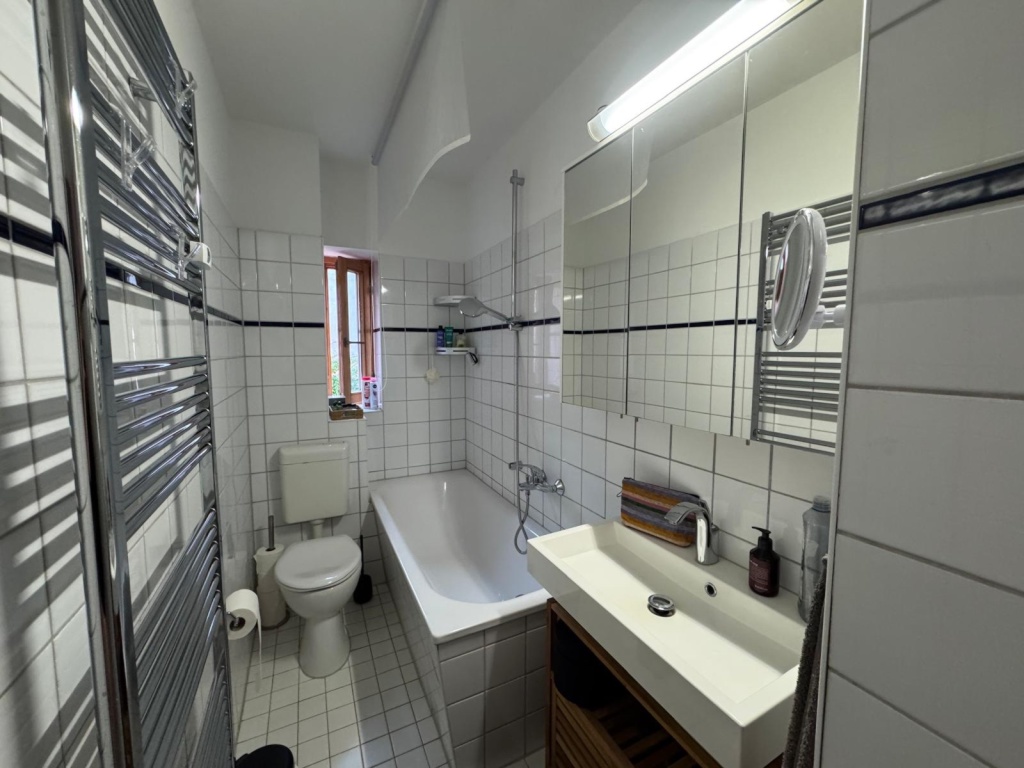 Fully Furnished 2-Room Suite (with Shared Kitchen) – Pappelallee, 10437 Berlin Prenzlauer Berg – Vorschaubild 17