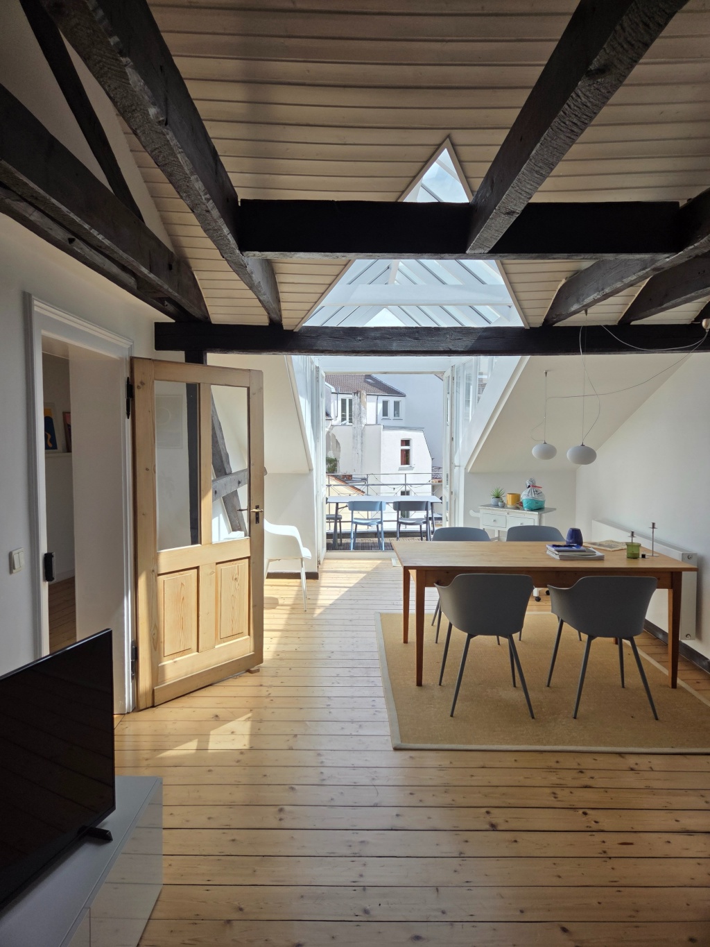 Wunderschöne 3-Zimmer-Altbauwohnung in der Bonner Südstadt zur Untermiete (12 Monate) – Lessingstraße, 53113 Bonn Südstadt – Vorschaubild 11