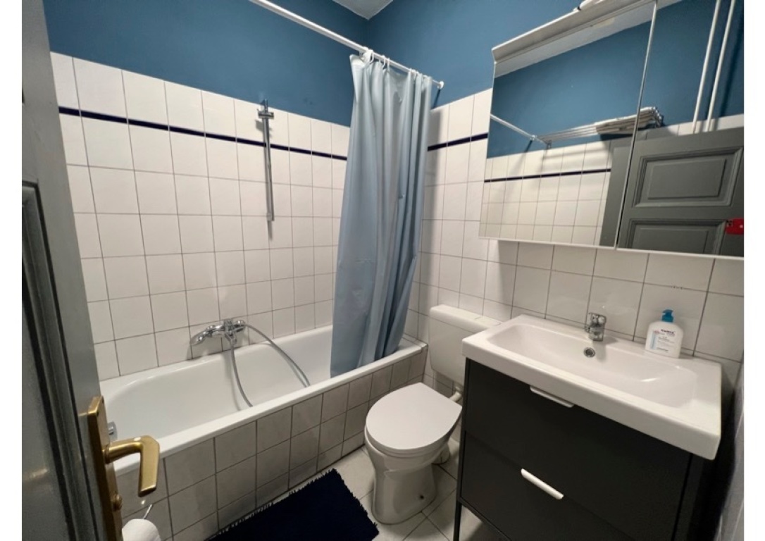 Ruhige Wohnung im Altbau mit Garten – Wilhelmshavener Straße, 10551 Berlin Moabit – Vorschaubild 3