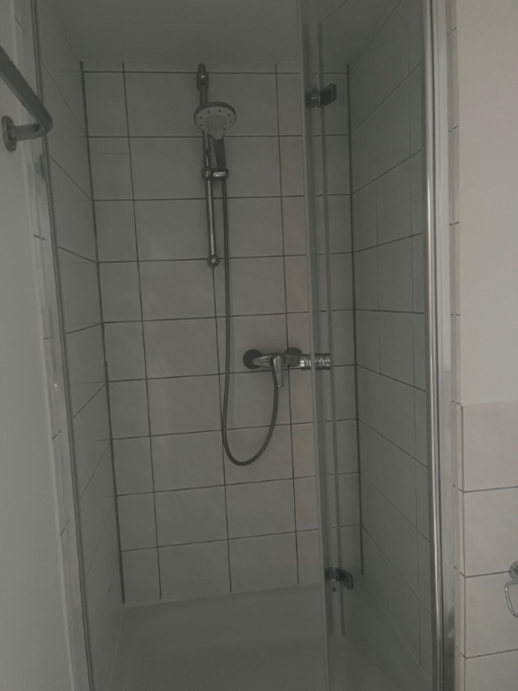 Apartamento Innenstadt Mühlenstr. 26 - Duschkabine mit Glasduschtür