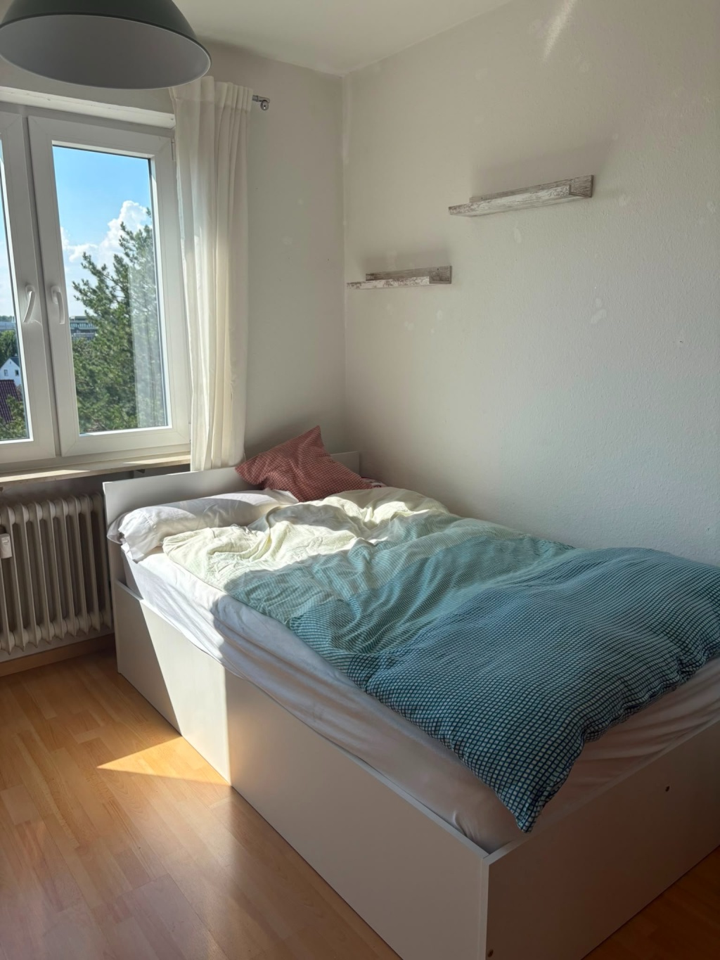 Flatshare Uninähe Schützenstraße 22 - großes hohes Bett
